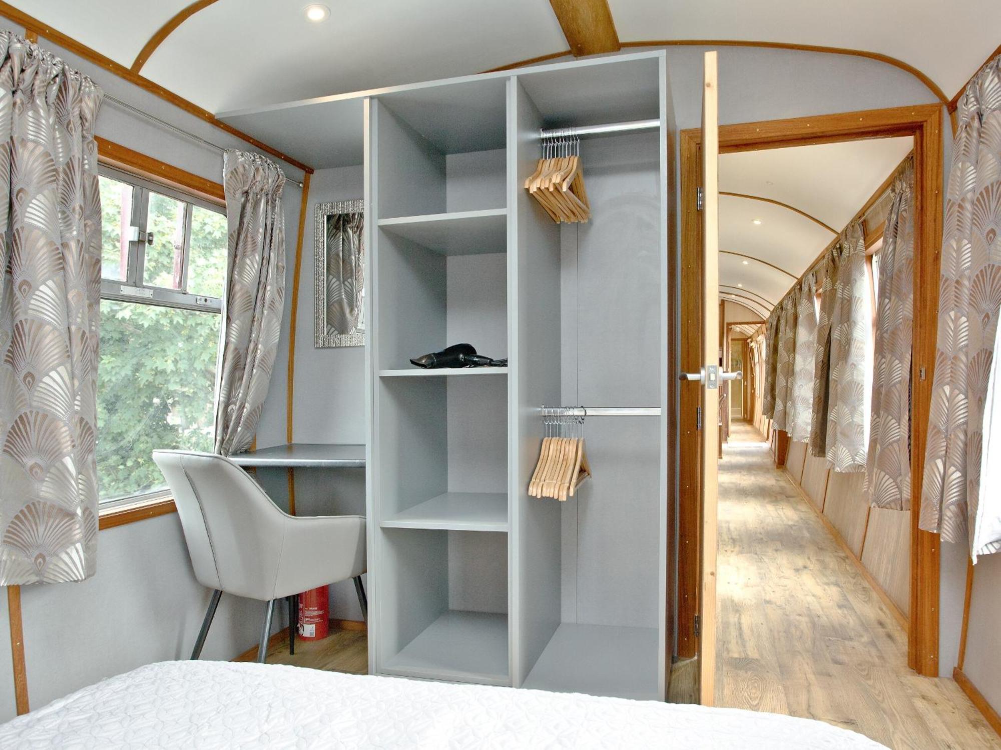 Brunel Boutique Railway Carriage 1 Dawlish Exterior photo